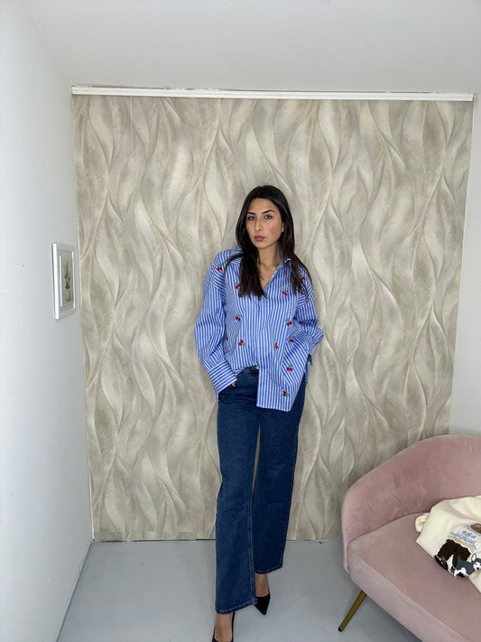 Camicia a righe con ciliegie